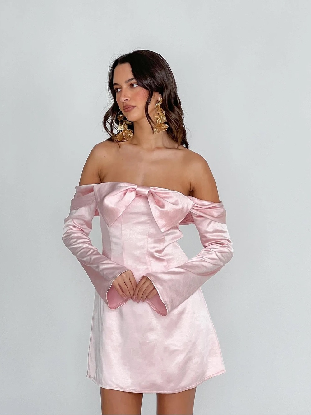 NWT Here Comes the Sun Lilith Off Shoulder Bow Mini Dress Blush Sizs Small